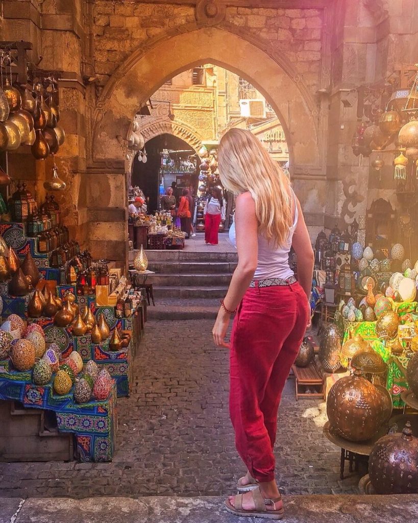 MERCADO KHAL EL-KHALILI, CAIRO, EGYPT ???????? Si buscas algo, lo encuentras aquí seguro! #traveldiary&hellip;