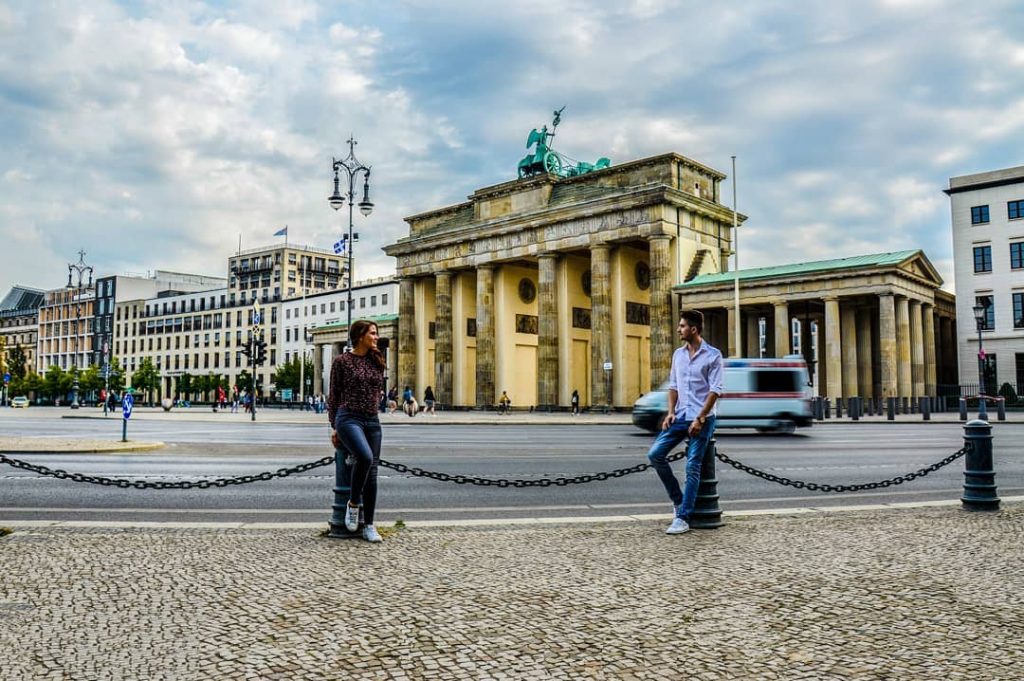 Berlin Germany ???????? ~~~ •memories• ~~~ #berlin #germany #brandenburgertor #lovetotraveltheworld #travelislife #memories #youmustseeit #bnesimppl&hellip;