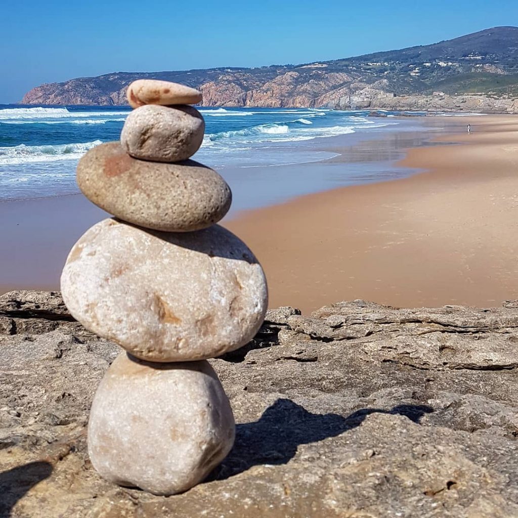 #stonebalance #stone #steinmännchen #cascaes #cascais #urlaub #holiday #sun #travel #enjoyyourlife #travelphotography #lissabon #lisboa #portugal…