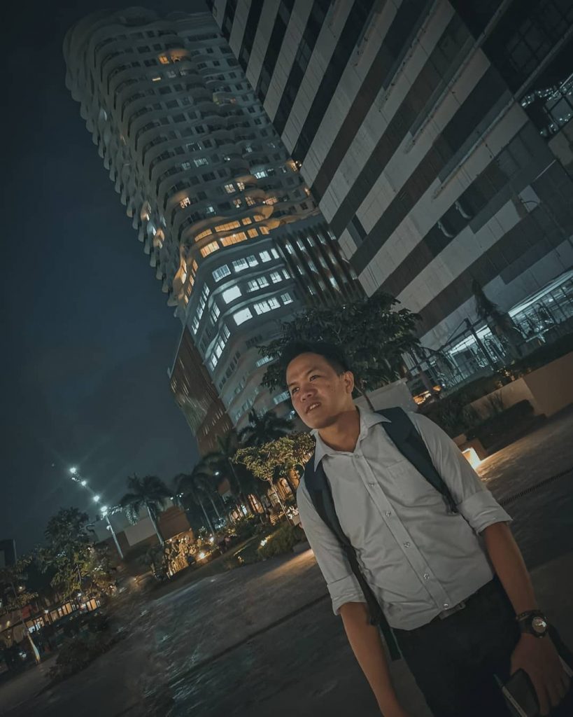 What a long day! Holiday!? Oh! c’mon!! #ExploReytion #travelph #travelworld #bnesimppl #travelphotos