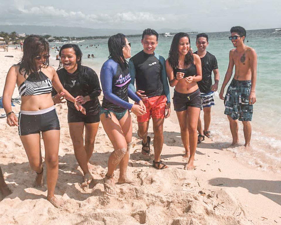 Sand, sea, sun and friends! Damn perfect! #ExploReytion #travelph #travelworld #bnesimppl #travelphotos
