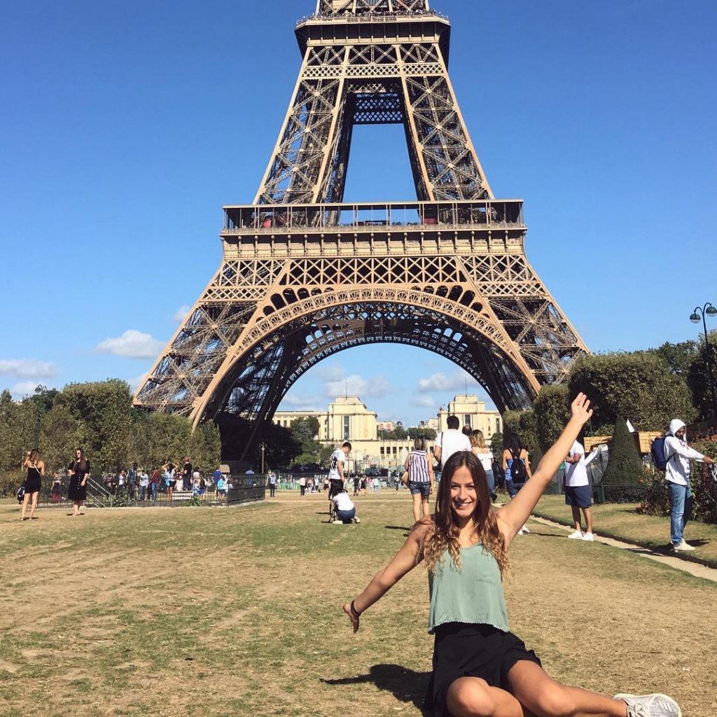 Another photo of the Eifel Tower ???????? #paris #paristrip #france #travelparis #toureiffel #eifeltower #planetgals&hellip;