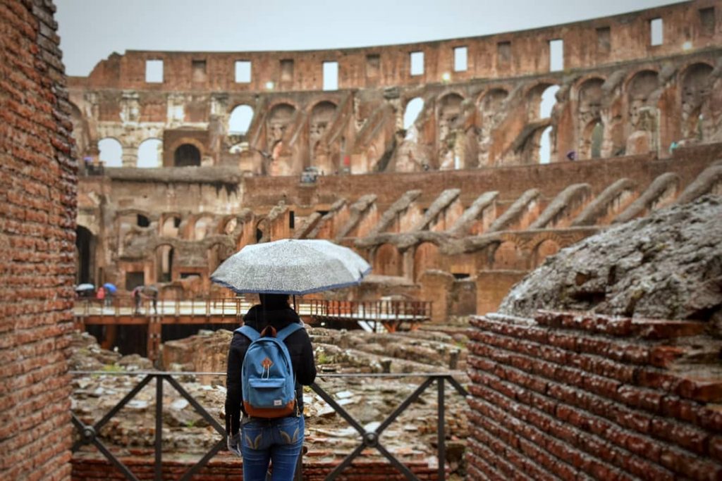 #iamtb #roma #GuruShots #travelphotography #hello_worldpics #colosseum #italia #Europe #lonelyplanet #jaimevoyager #nikon #nikond3400 #Eupolia #romephotographyworkshops…
