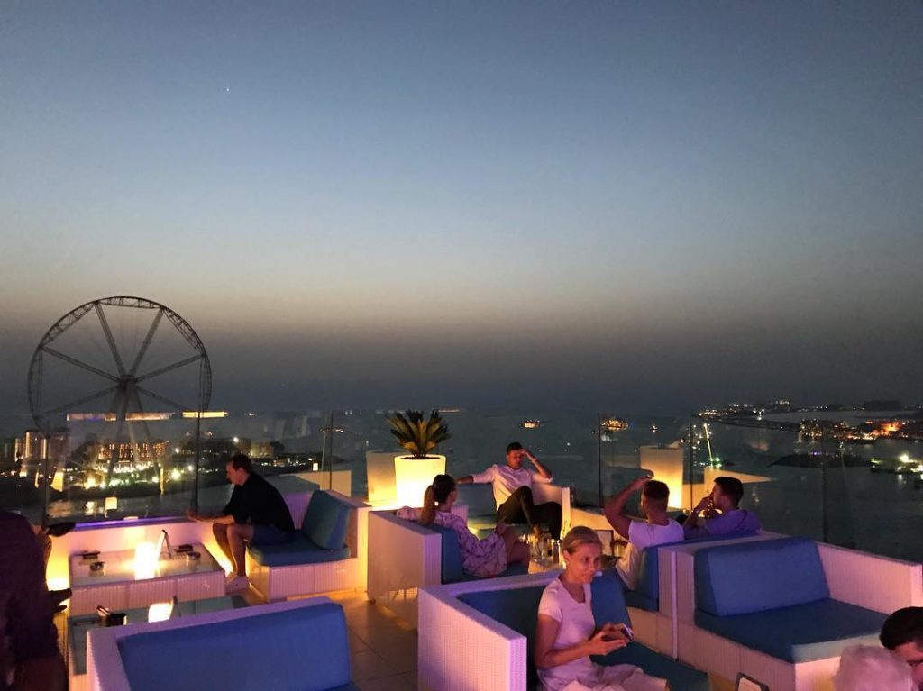 #uae #visitdubai #rooftop #rooftops #dubaimarina #pureskylounge #hilton #hiltonthewalk #hiltonthewalkdubai #travelphotography #traveladdicted #travelforlife #travelforever #beautifuldestinations…