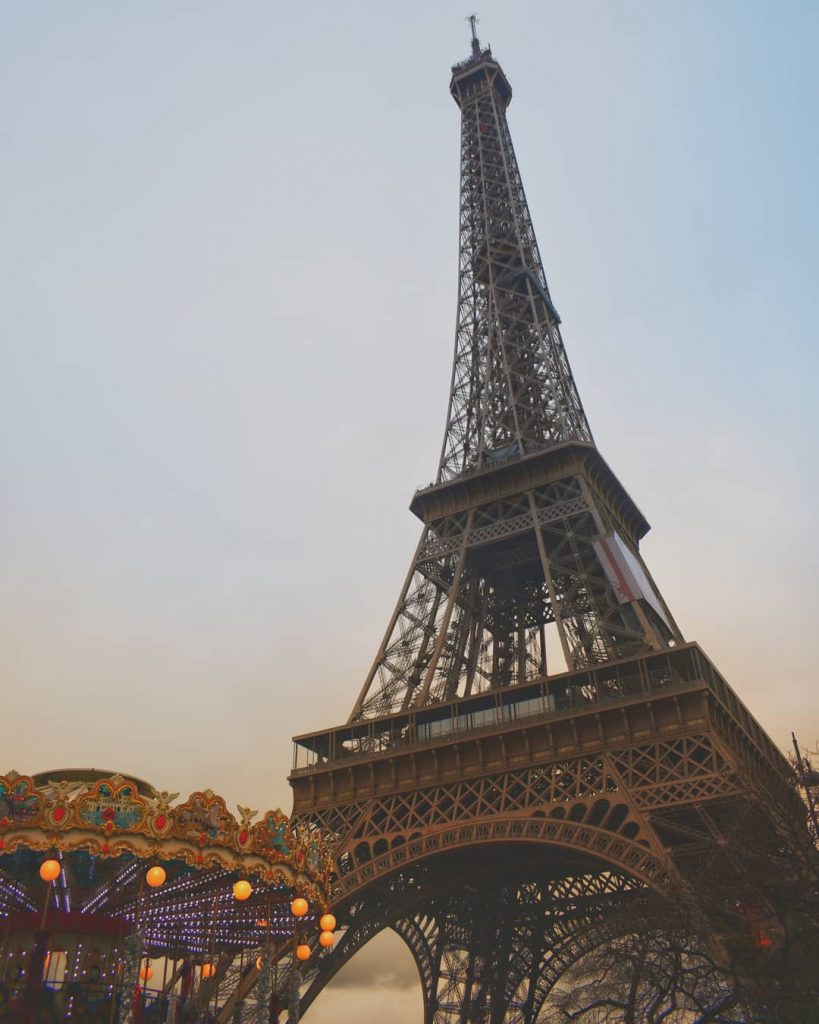 Oh là là! #paris #toureiffelofficielle #visitparis #france #travelphotography #instapic #iamtb #lonelyplanet #hello_worldpics #GuruShots #nikon&hellip;