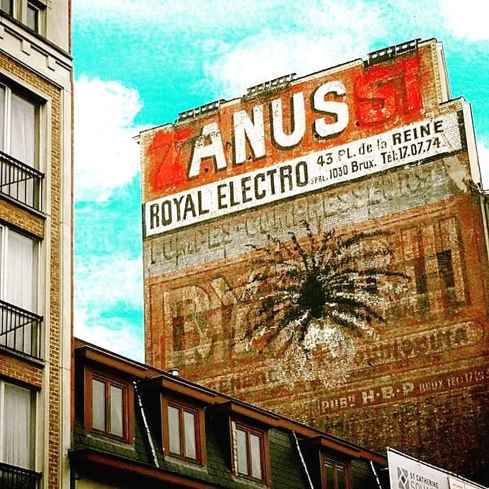 Я совершенно отстала от российской жизни.Попросила подругу музыку покидать популярную.Вторую неделю сижу на #Медуза&hellip;