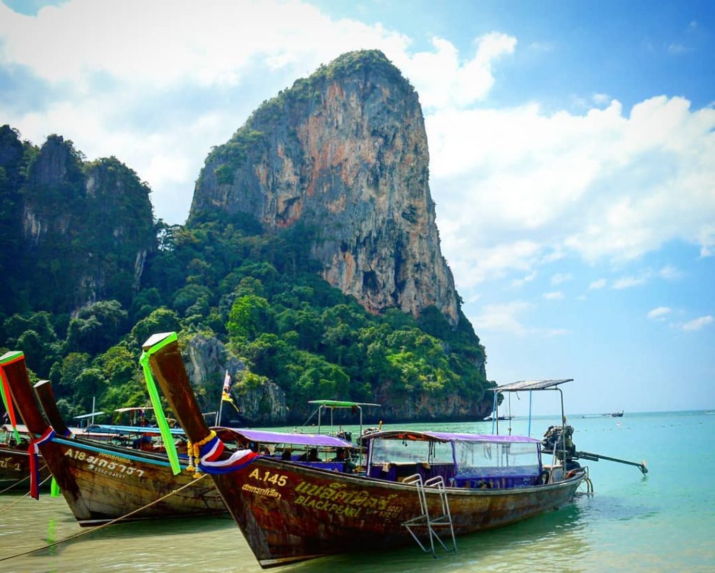 Railay Beach – also known as paradise #thailand #railaybeach #krabi #traveldiaries #travelgram #backpacking #beach&hellip;