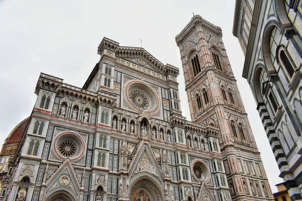 It’s inevitable, this iconic building will leave you in awe. From the colors to…