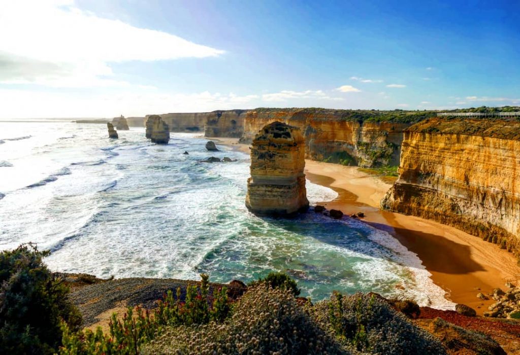 Great Ocean Road / Twelve Apostles #greatoceanroad #greatoceanroadtrip #surferlife #twelveapostles #portcampbell #portcampbellnationalpark #ocean #beachlife…