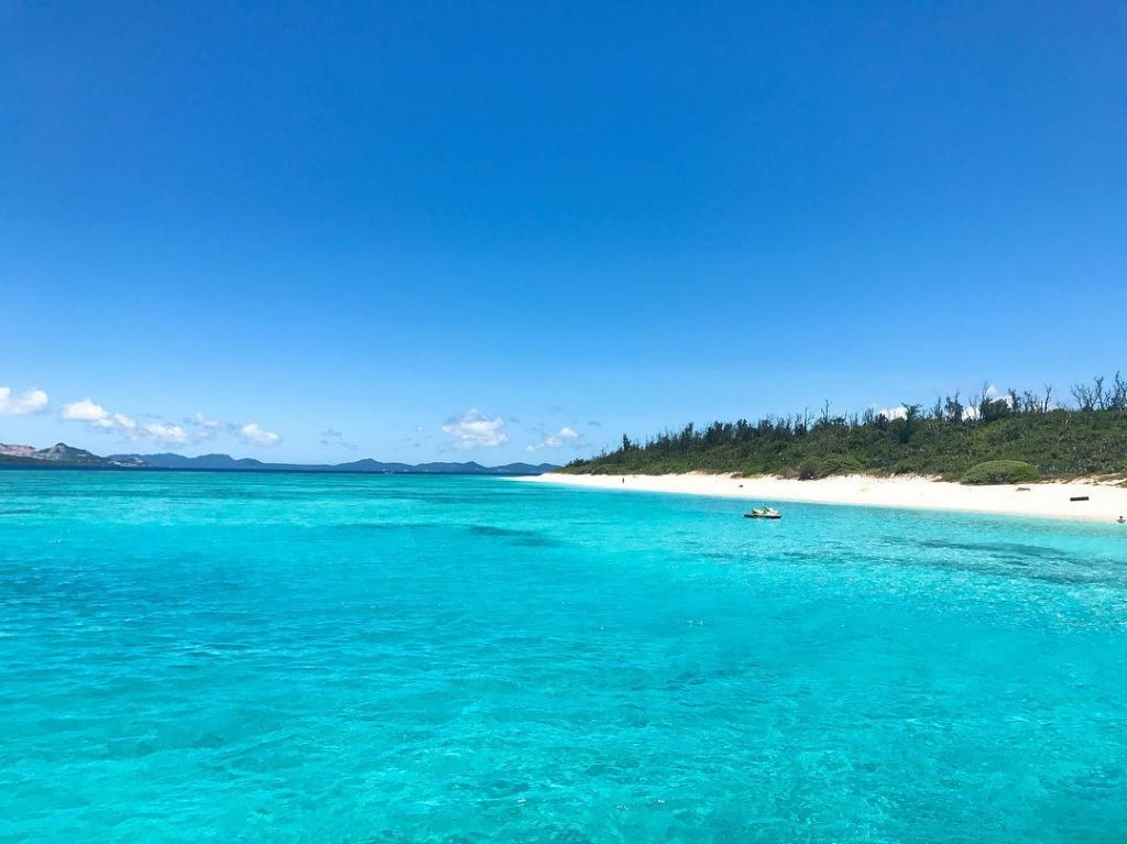 Minnajima,Okinawa . . #Minnajima #okinawa #japan #beach #ocean #sea #instatravel #travelgram #nature #genic_mag #funtotrip&hellip;