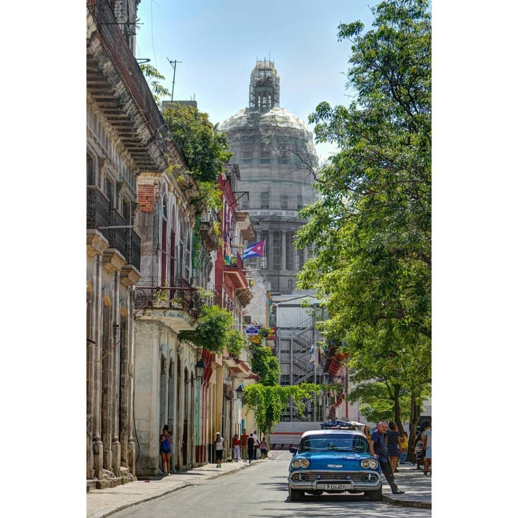 La Havana, Cuba. #Calle #Turismo #Capitolio #Cuba #Isla #Paisaje #Urbano #bnesimppl #photography #photo #shooting&hellip;