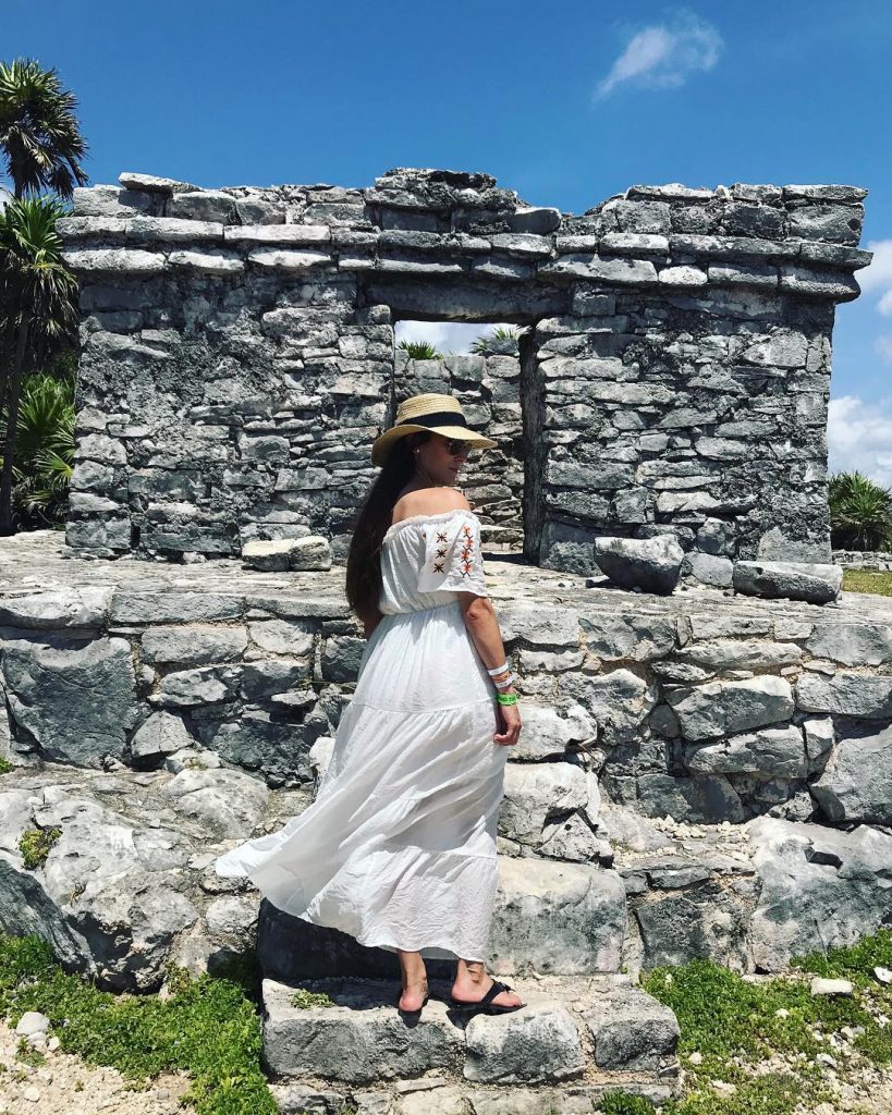 Ruinas de Tulum! #tulumruins #mexico #ruins #tulum #ruinasmayas #travel #wearetravelgirls #f21xme #jackrogers #valtakesontheworld #iamtb&hellip;