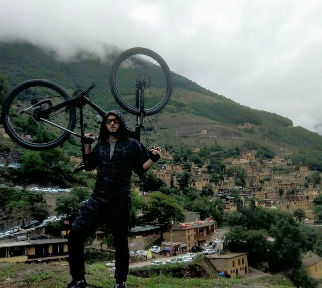 WILDSIDE freeeeeeezing up here(4 degrees only) I’m basically in the Fridge #cubebikes #bmcbikes #cycling&hellip;