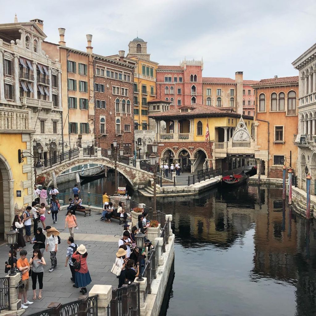 Italia en Japón . . . . . . . . . . .&hellip;