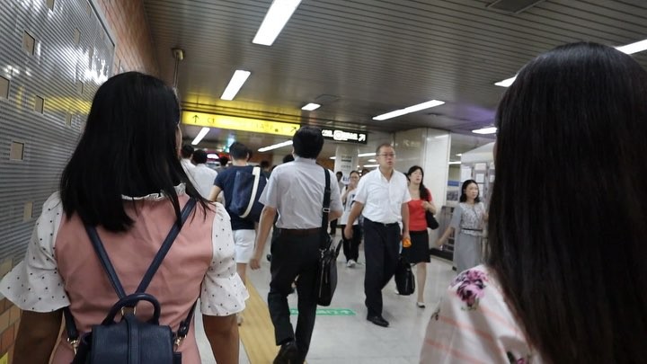 Typical morning in Japan. Always in a haste. ‍️‍️‍️‍️ #travel #vlog #wanderlust #tokyo #japan&hellip;