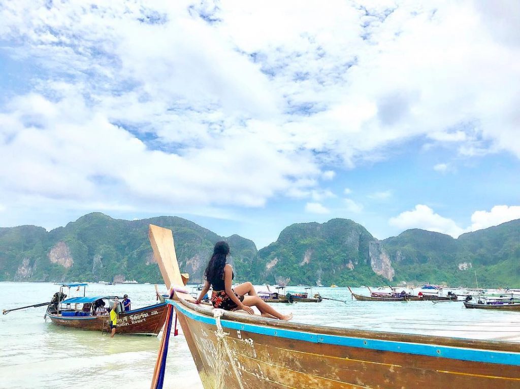 A pinch me moment #beautiful #explore #PhiPhiIsland #thailand #iamtb #islandgirl #travelling #backpacker #grateful #bnesimppl&hellip;