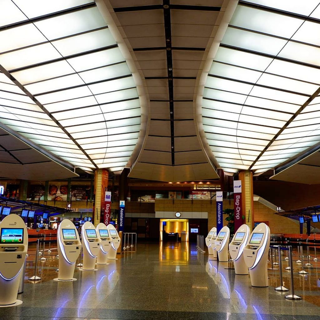 Changi Airport #travelto #sourcedadventures #mustdotravels #travelingsnaps #theglobewanderer #livelovetheworld #travel_awesome #straythecourse #nomadnificent #vibetravel #wanderlust #backpackersanctuary&hellip;