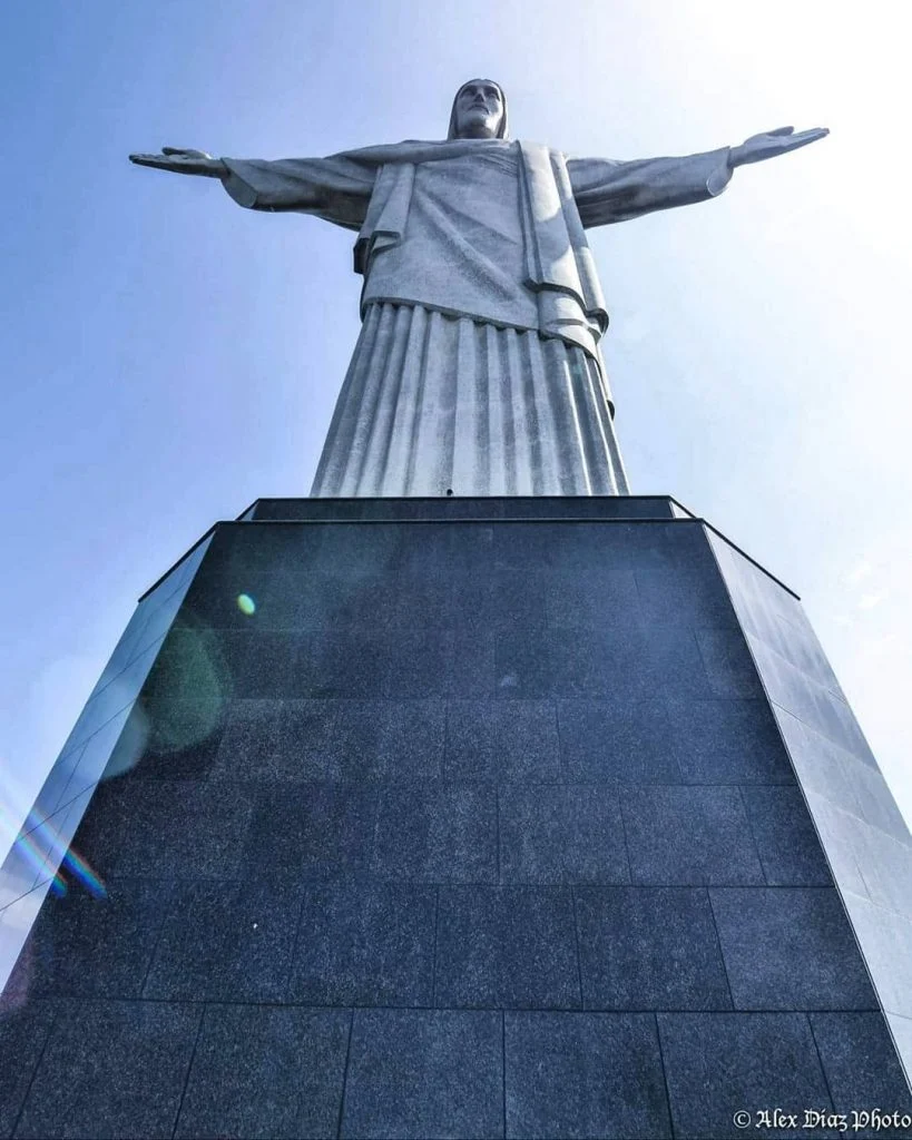Cristo #foto #fotodeldia #travel #travels #misviajes #naturephotography #photography #photogrid #fotodelcielo #photosky #riojaneiro #backlight #contraluz&hellip;