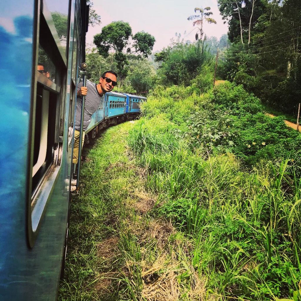 Ci avevano detto che il tratto da #nuwaraeliya ad #ella è uno tra i&hellip;