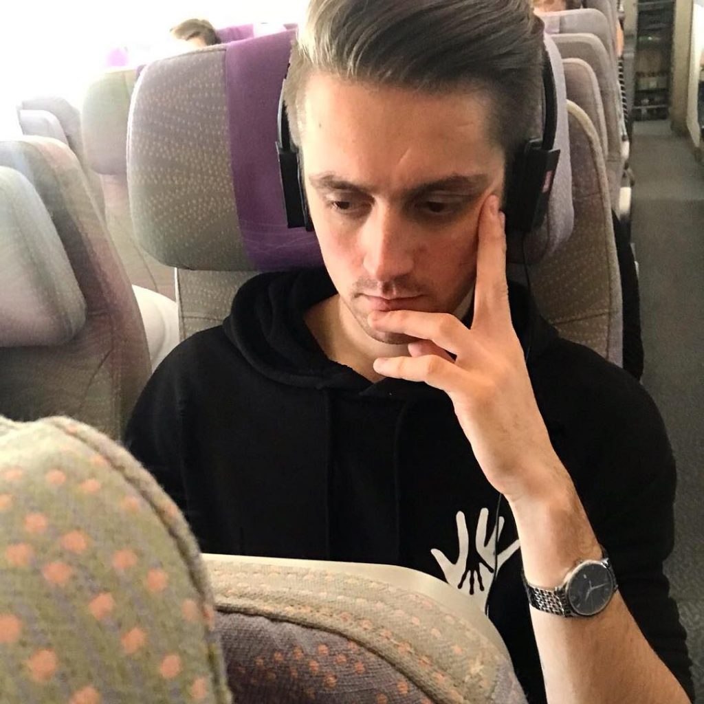 Spotted @andreigazdac contemplating about new adventures • Thank you @emirates for the journey •&hellip;