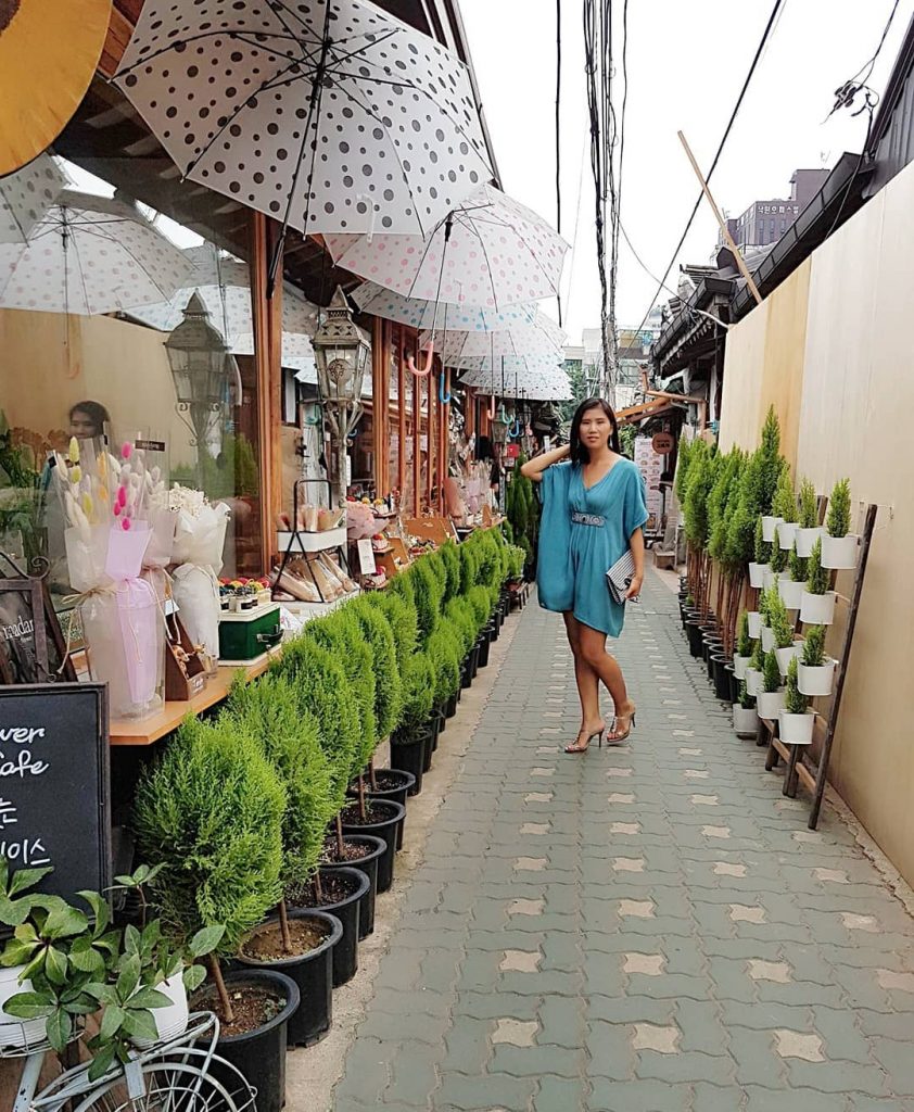 Ну, что же? Первая линейка, волнения, воздушные шары и первый звонок позади. Поздравляю первоклашек&hellip;