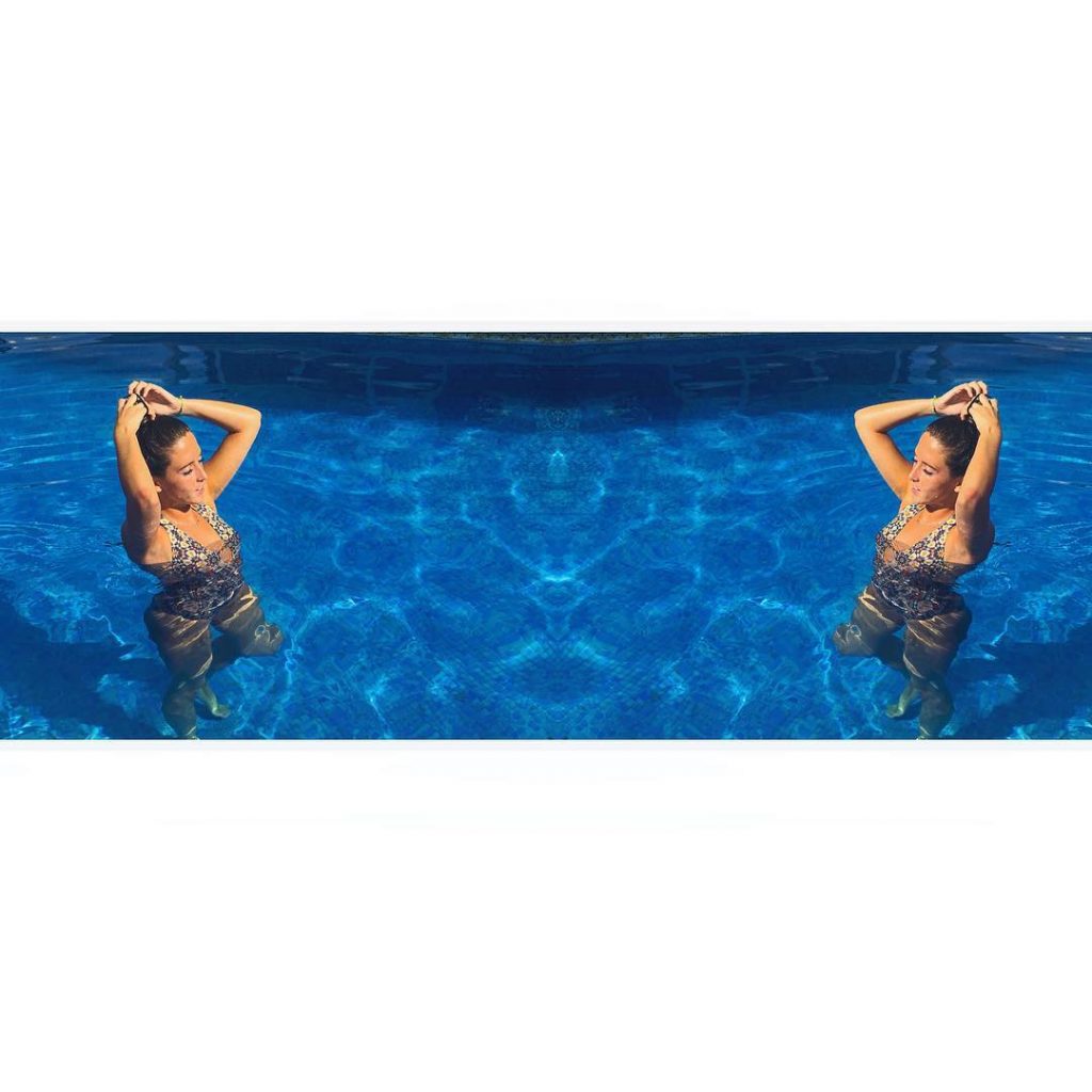 Como pez en el agua #Mallorca #cancalco #canfurios #hotel #rtw #tbt #girl #pool #sun&hellip;