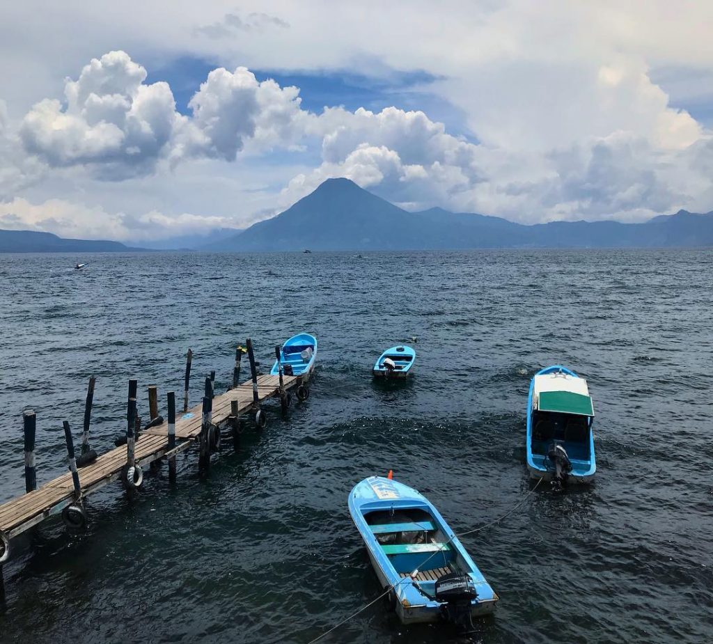 This lake steals all my words away . . . #perhapsyouneedalittleguatemala #quepeladoguate #therealguatemala #explorandoguatemala&hellip;