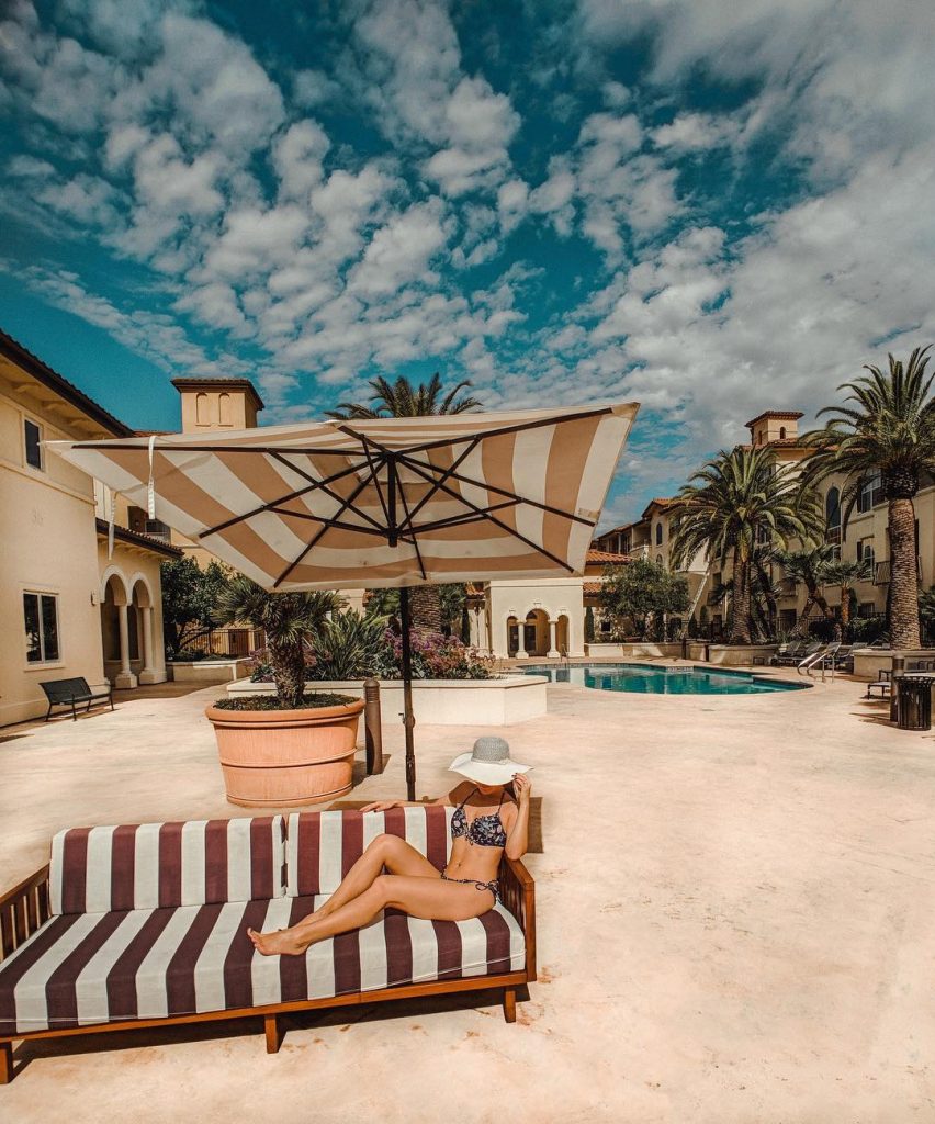 Fading sun, decreasing temperature, today is a holiday for the working class, but to&hellip;