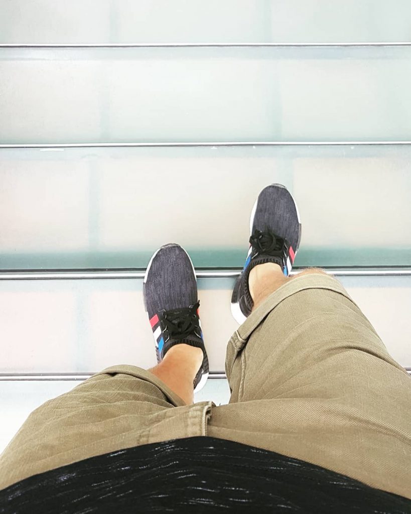 Nordic urban spaces #holiday #sun #travel #enjoyyourlife #travelphotography #botschaft #schwedischebotschaft #architecturephotography #architecture #trip #colourful&hellip;