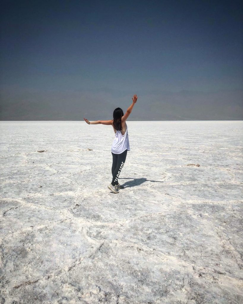 Enjoy the peace! #bestplacestogo #badwaterbasin #deathvalley #california #nevada #usa #americandays #usaontheroad #roadtovegas #adventure #adventuretime&hellip;