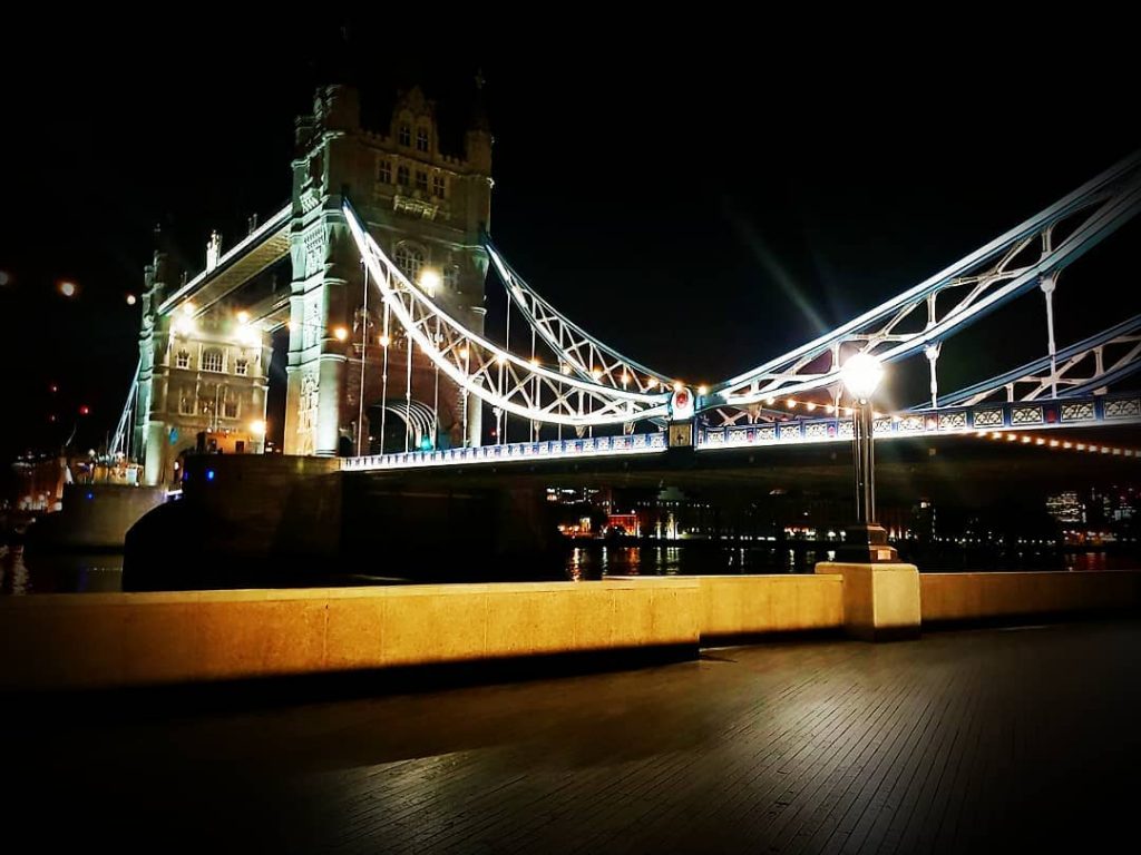 Tower Bridge by night!!! . . . #london #londoncallin #londonlife #towerbridge #londonbridge #tower #bridge&hellip;
