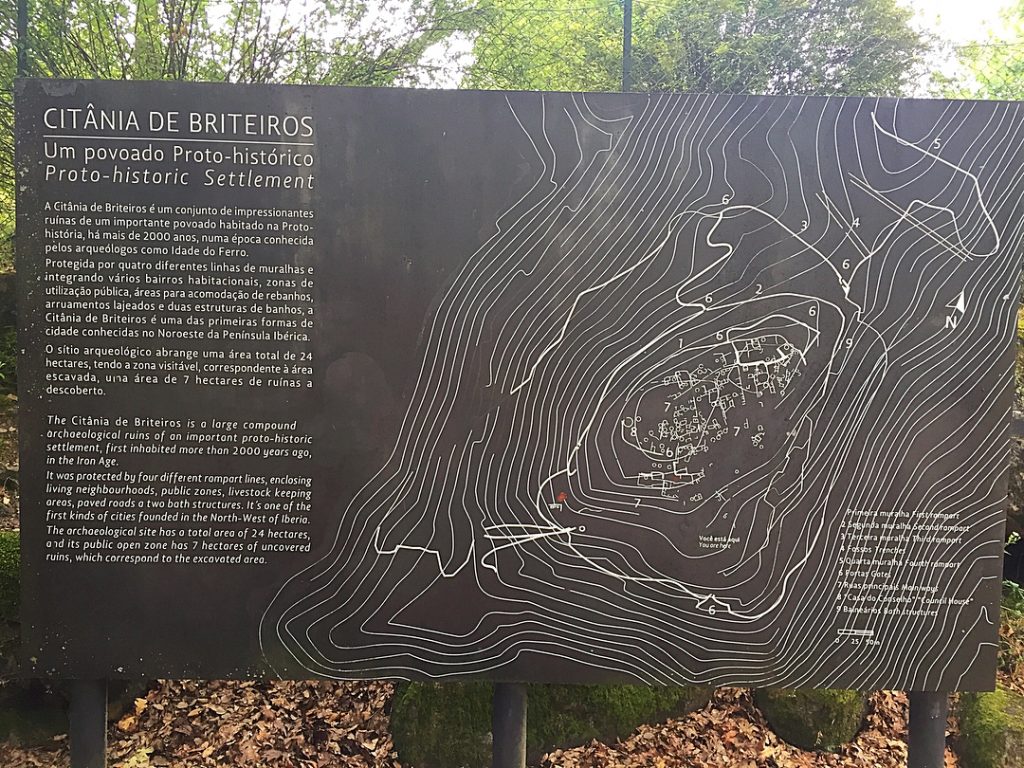 ???????? A Citânia de Briteiros é um sítio arqueológico no concelho de Guimarães; importante&hellip;