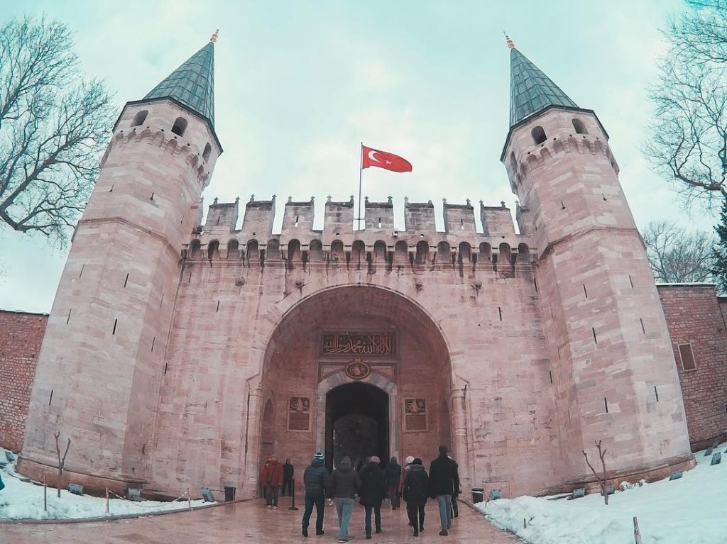 Ƥαℓαʓʓσ Ƭσρκαρι Volete un consiglio per dove passare un capodanno originale e diverso dal&hellip;