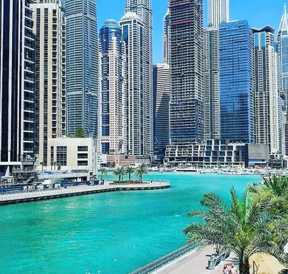 Amazing Dubai #landscapstyles #exklusiveshot #visualsofearth #beautifuldestinations #ilovetravel #amazing #hermanosviajeros #iloveamsterdam #igersnetherlands #winterlove #visitamsterdam #bnesimppl&hellip;