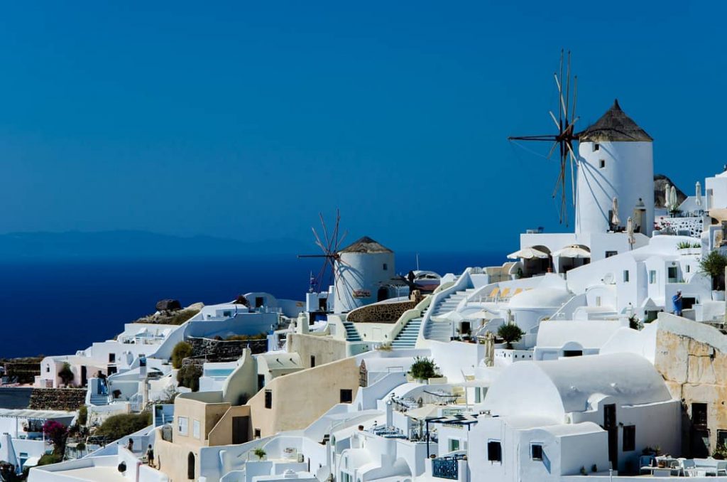 Heaven is a place on earth, possibbly #greece ???????? #oia #santorini #kikladhes #grecja #santorinigreece…