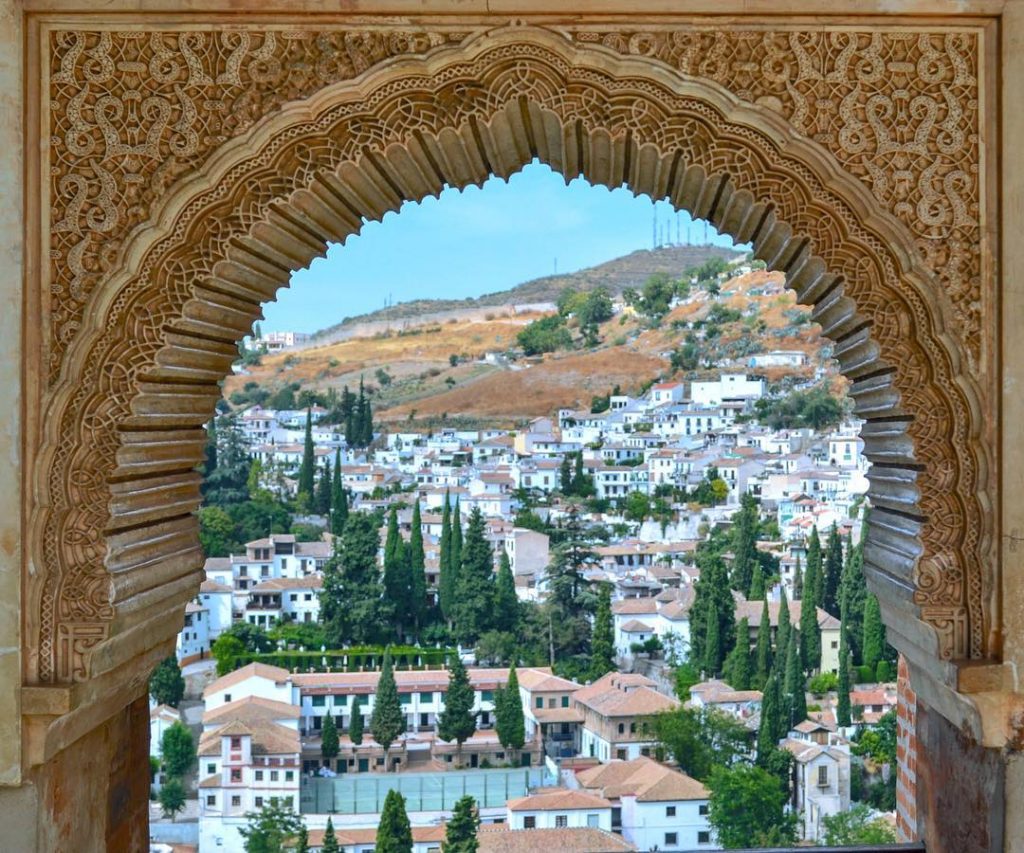 Vista al Albaizyn desde la Alhambra