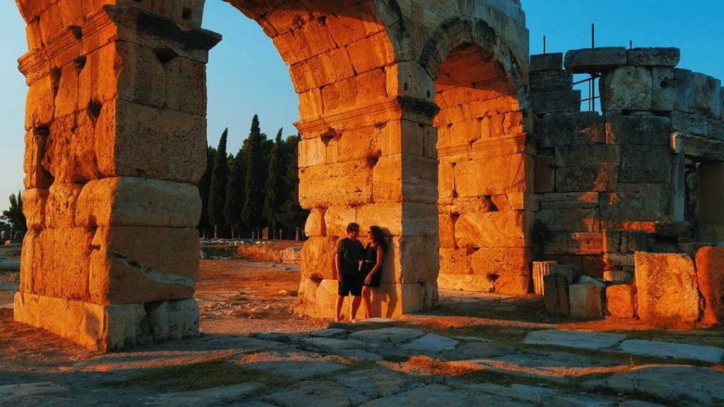 Para visitar Hierapolis é preciso reservar em torno de 3h se você tem a&hellip;