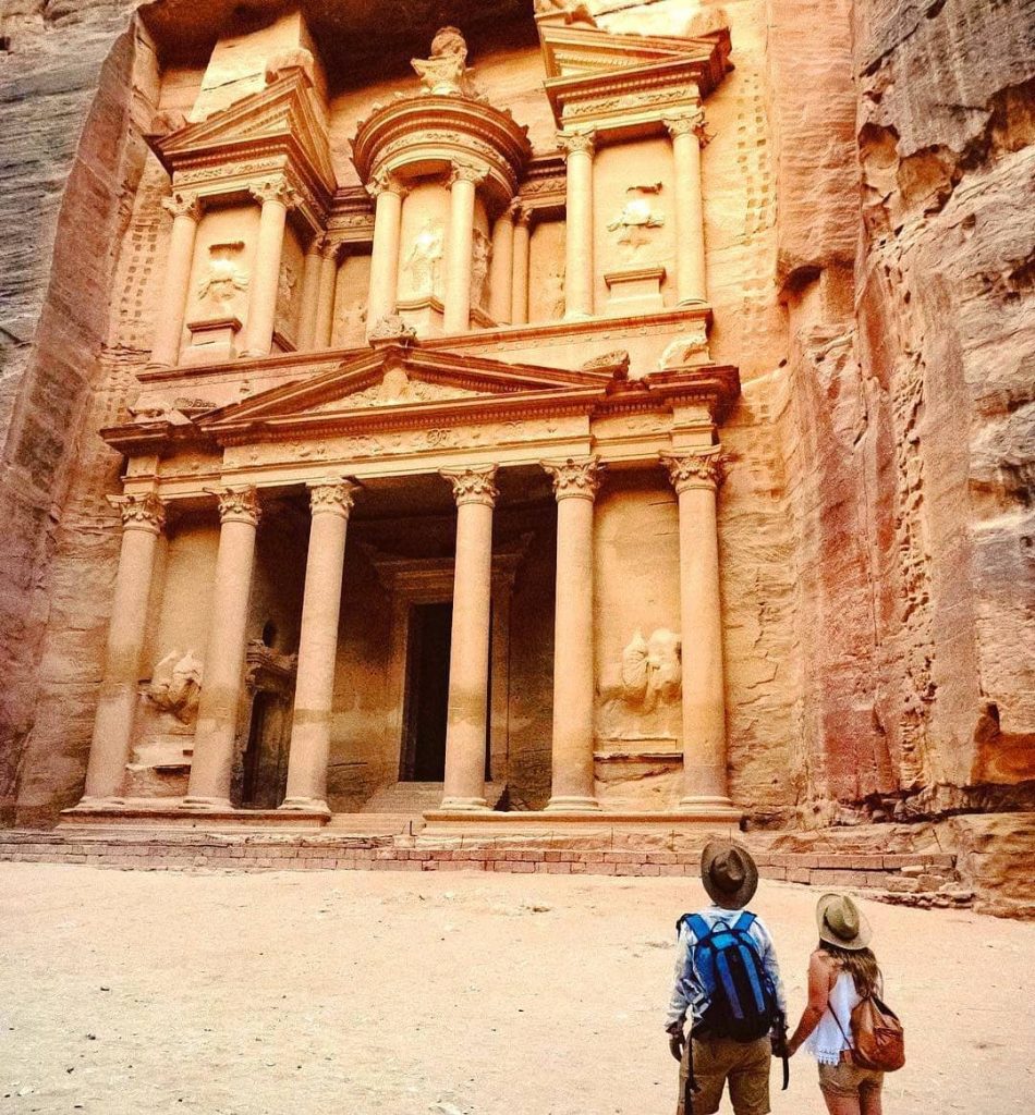 @archdayy follow for new amazing posts. . . . . . . . .…
