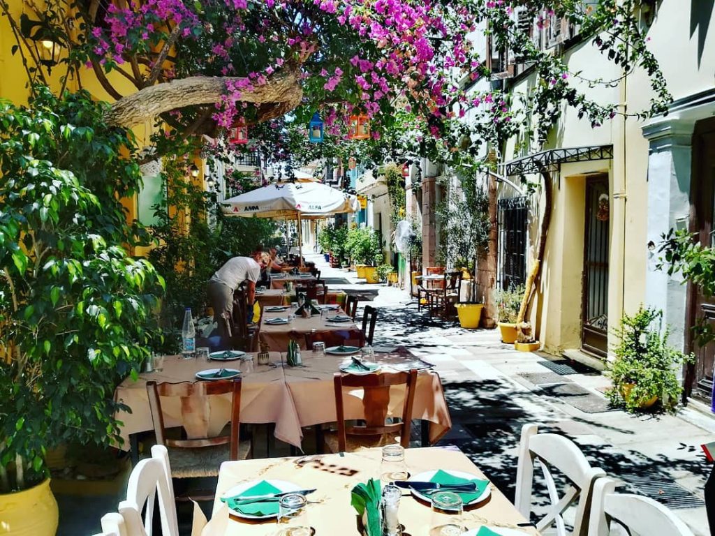 Tras la decisión???? de no entrar a Micenas️ y seguir con nuestro camino, nos&hellip;