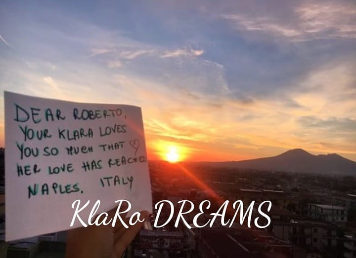 This wonderful picture with Vesuv fro Naples, Italy???????? Thank you so much @martinagrim #withlove…