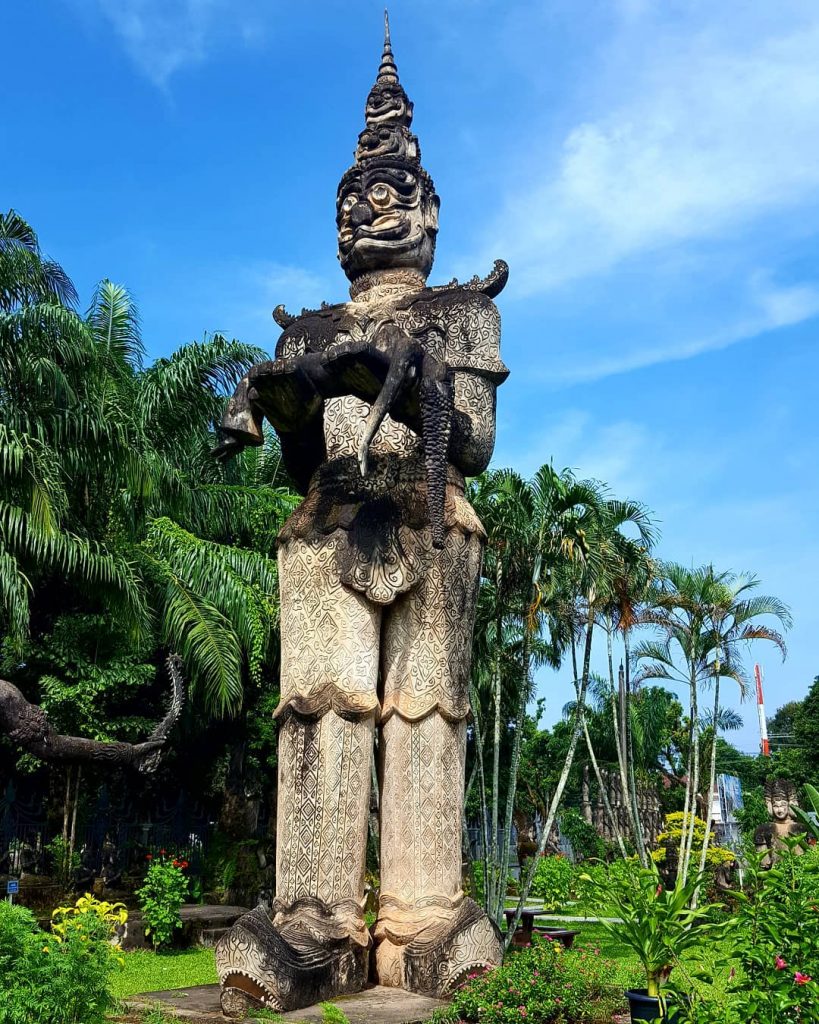 #vientiane #buddahpark #vientane #laos #landscape #culture #budda #sunnyday #beautifulview #photography #travelblog #nature #travelblogger #travelthroughlenses&hellip;