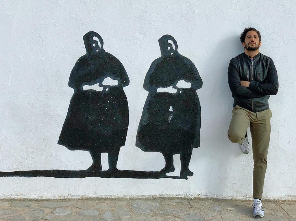 Doing nothing is hard, you never know when you’re done. #love #spain #envywear #hairstyle&hellip;