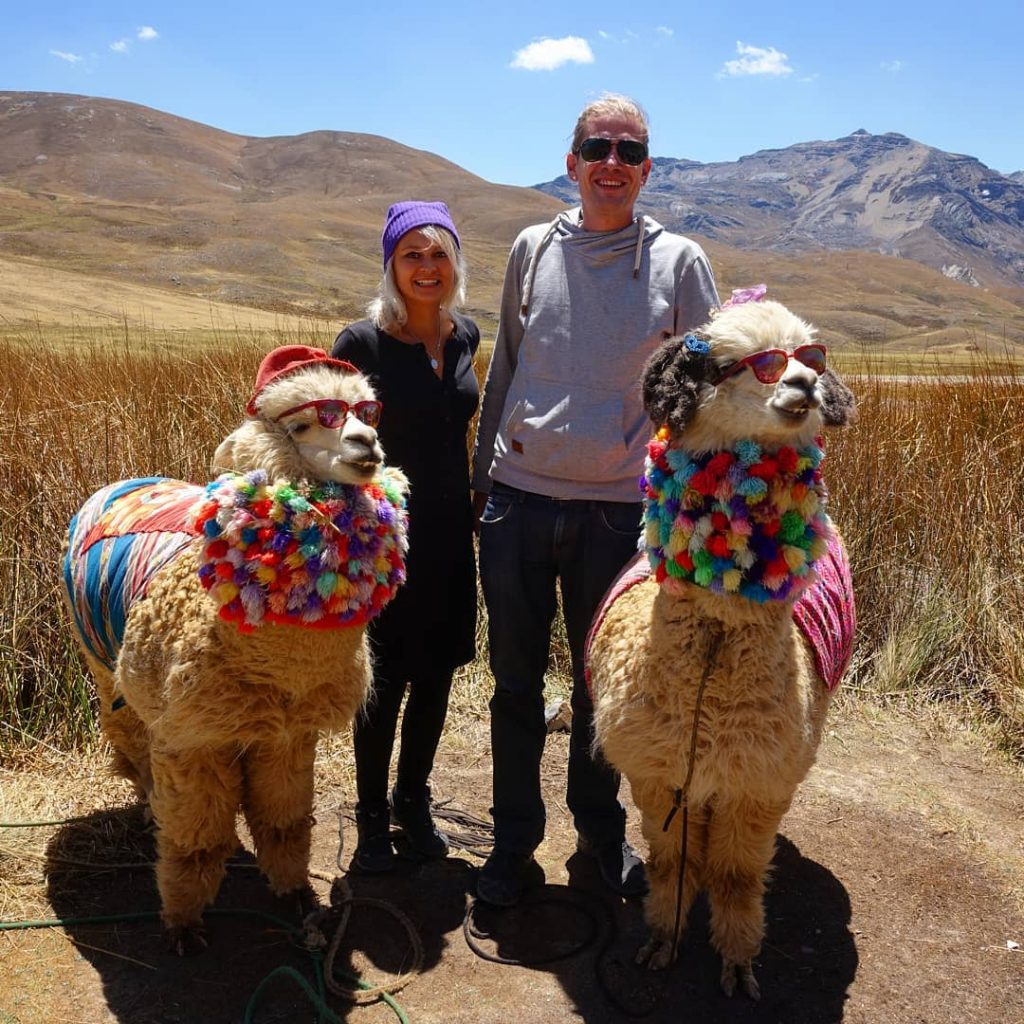 Let’s take a ride with this #beautys #peru #huaraz #nationalpark #cordillerablanca #awesomelifestyle #lama #mountainside&hellip;