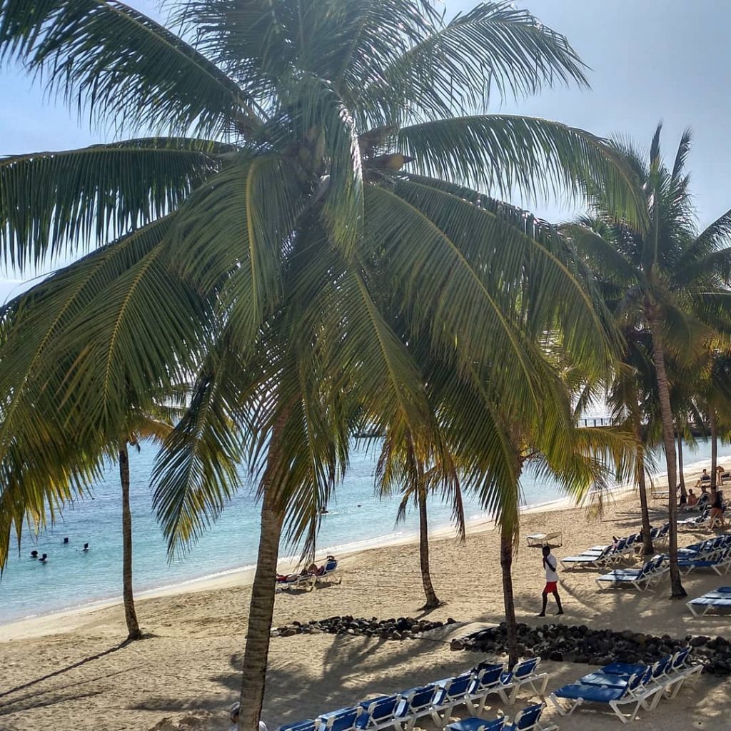 We could stay here all September.️ What do you think? ???????? #ochorios #jamaicavibes #jamaica&hellip;