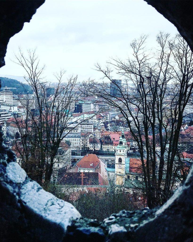 When I look thru a pinhole, this is what I saw. Do not underestimate&hellip;