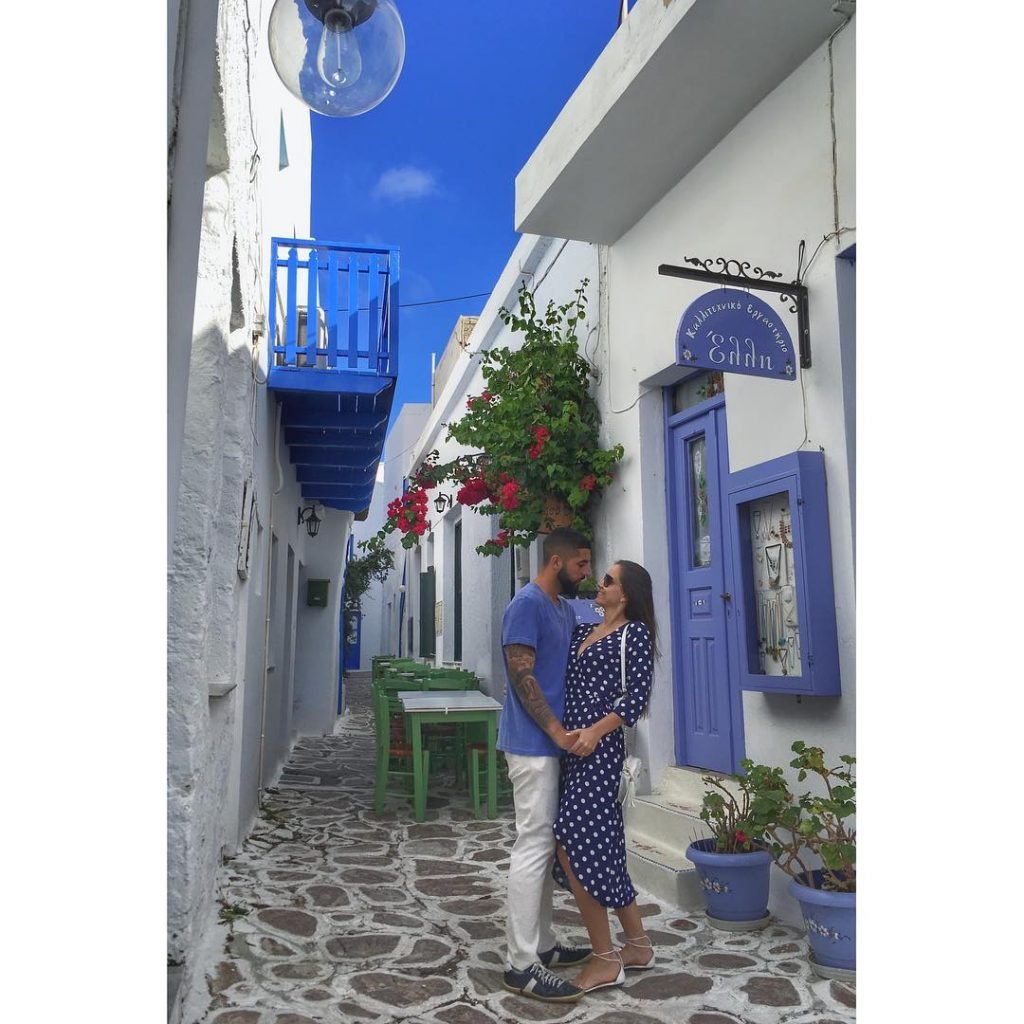 O amor está nas ruas ???????? #love #amor #onthestreets #nasruas #kiss #beijo #vacations #ferias…