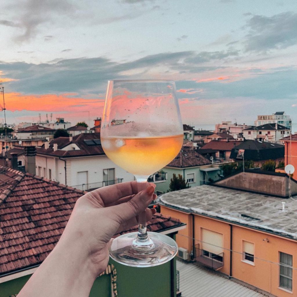 Il vino è l’unica opera d’arte che puoi bere . Ho sempre preferito il&hellip;