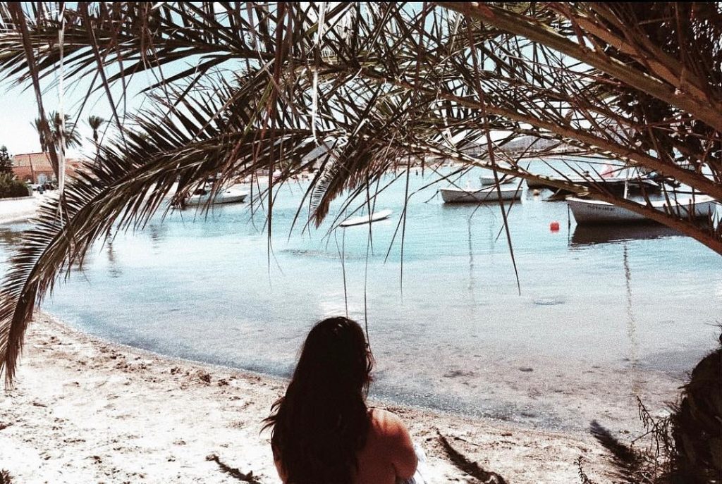 Quién estuviera ahí ahora Esta es una de nuestras playas favoritas, y la tenemos&hellip;