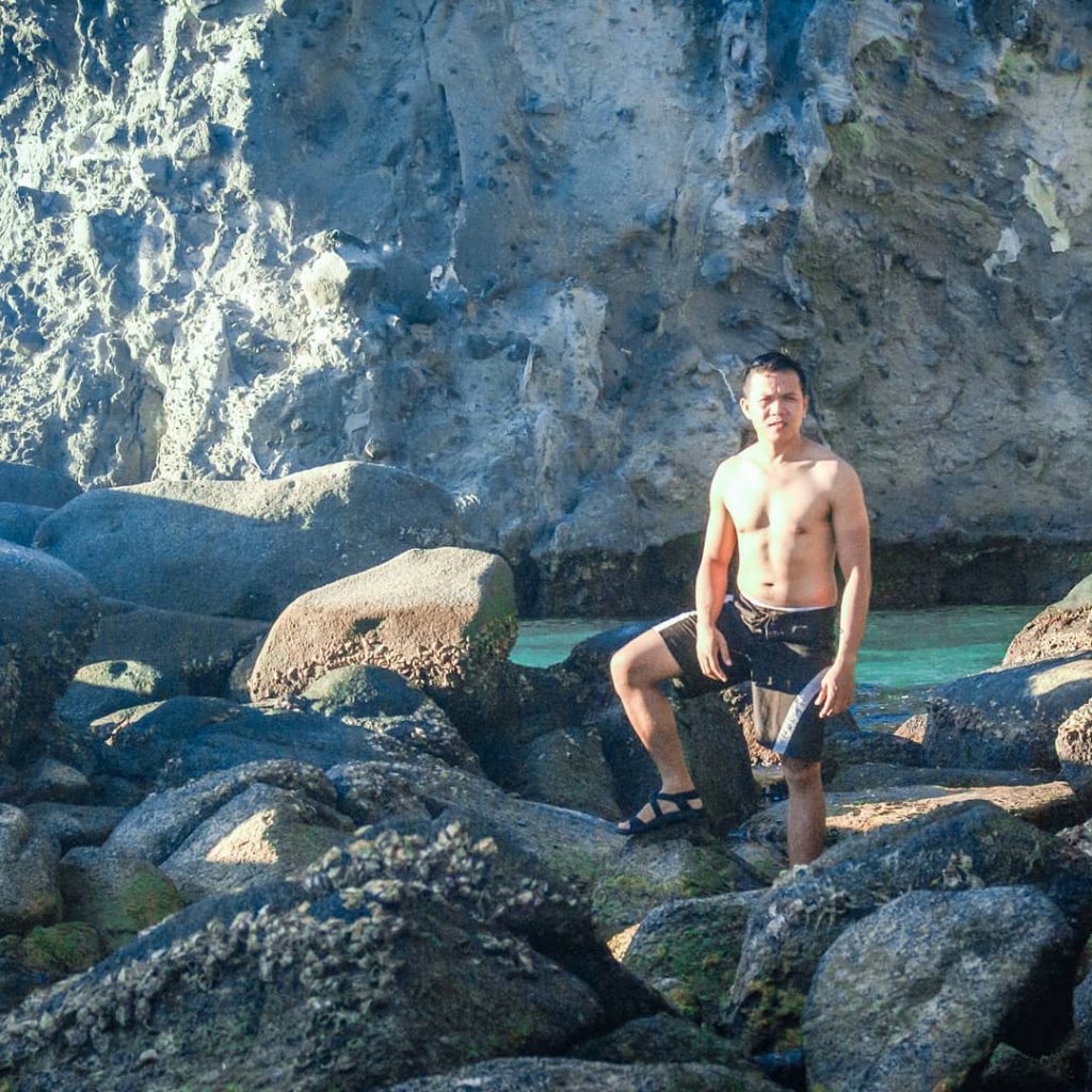 Pebbly side of the #ExploReytion #travelph #travelworld #bnesimppl #travelphotos