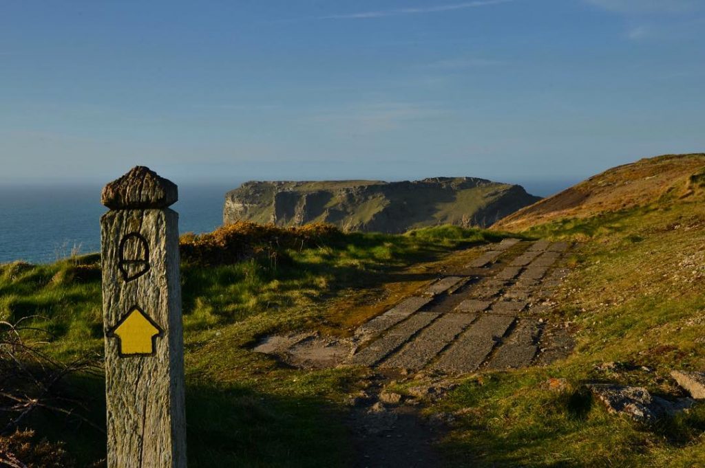 Thinking back to Easter trips to Cornwall back in the day. #cornwall #cornishcoast #lovecornwall&hellip;